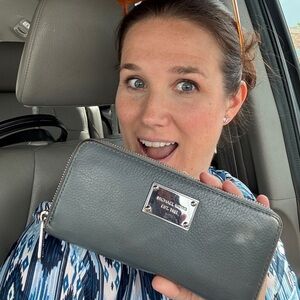 Michael Kors Gray Leather Wallet Wristlet • Silver Hardware • Zip Coin Pouch